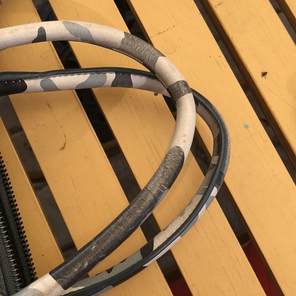 Hayden-Harnett camo satchel tote and wallet. Dust bag incl. - Picture 3 of 6